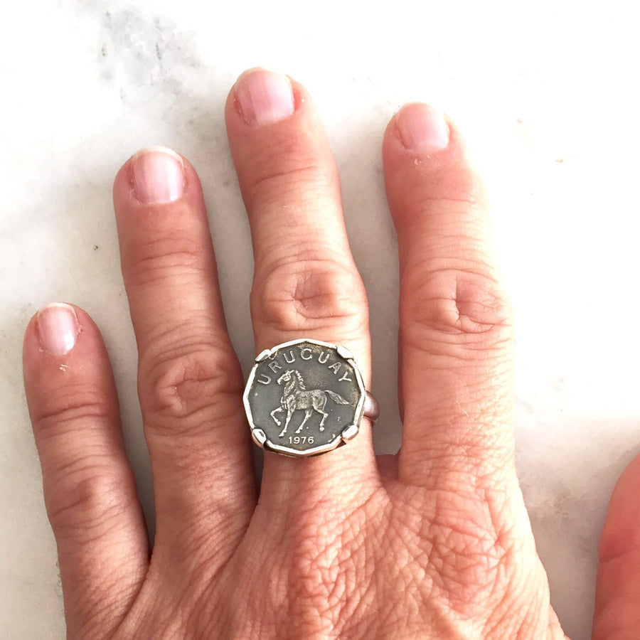 STERLING HORSE COIN RING